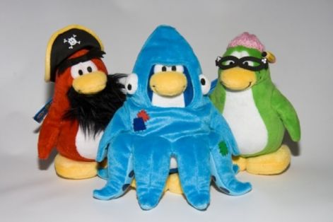 series-3-toys-club-penguin.jpeg